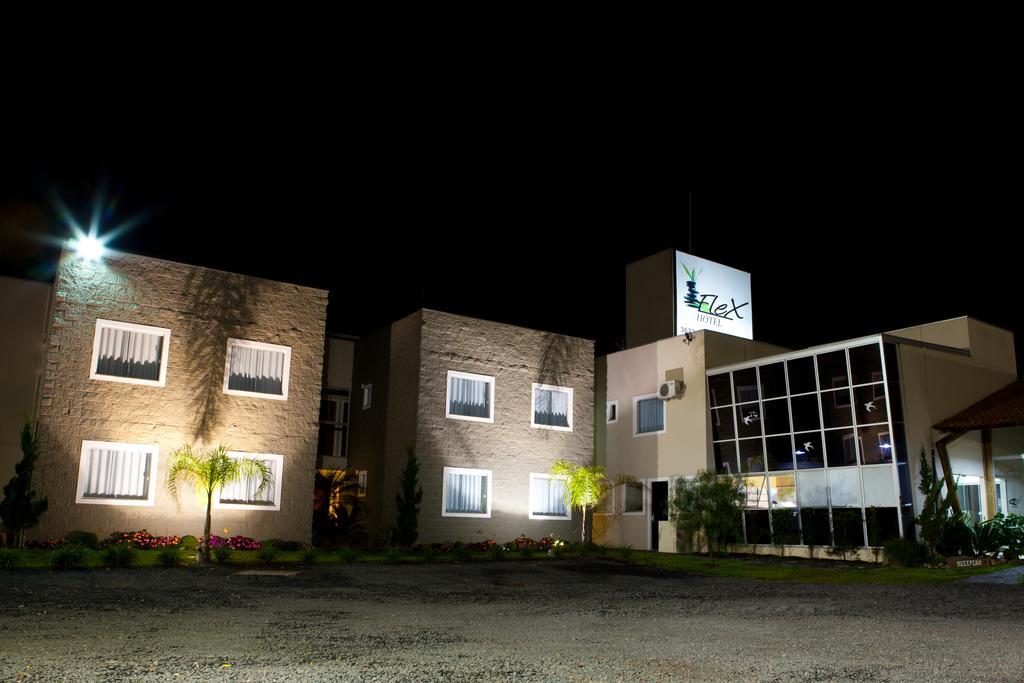 Flex Hotel Canoinhas Екстериор снимка